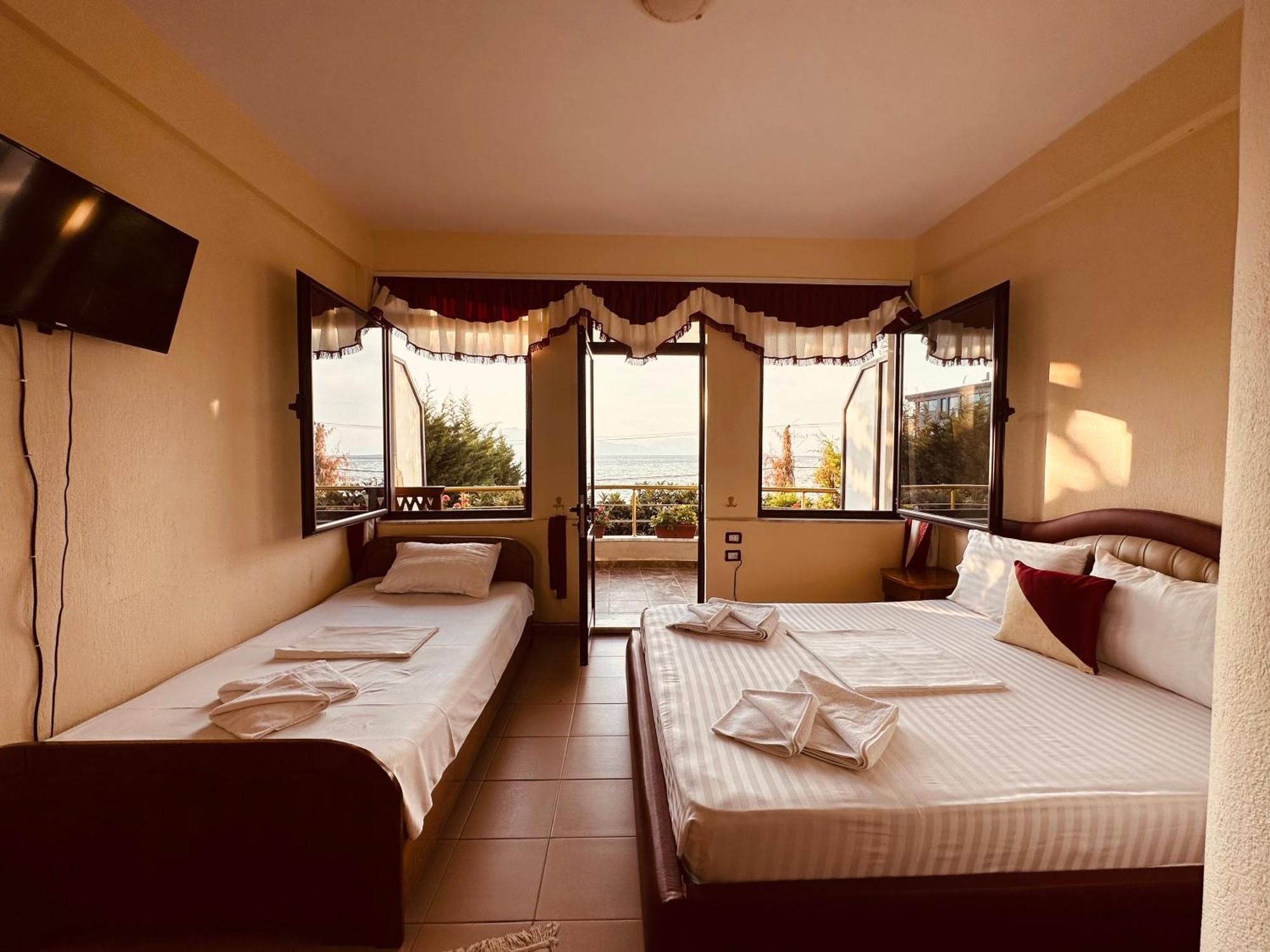 Hotel Saint Marena Pogradec Eksteriør bilde