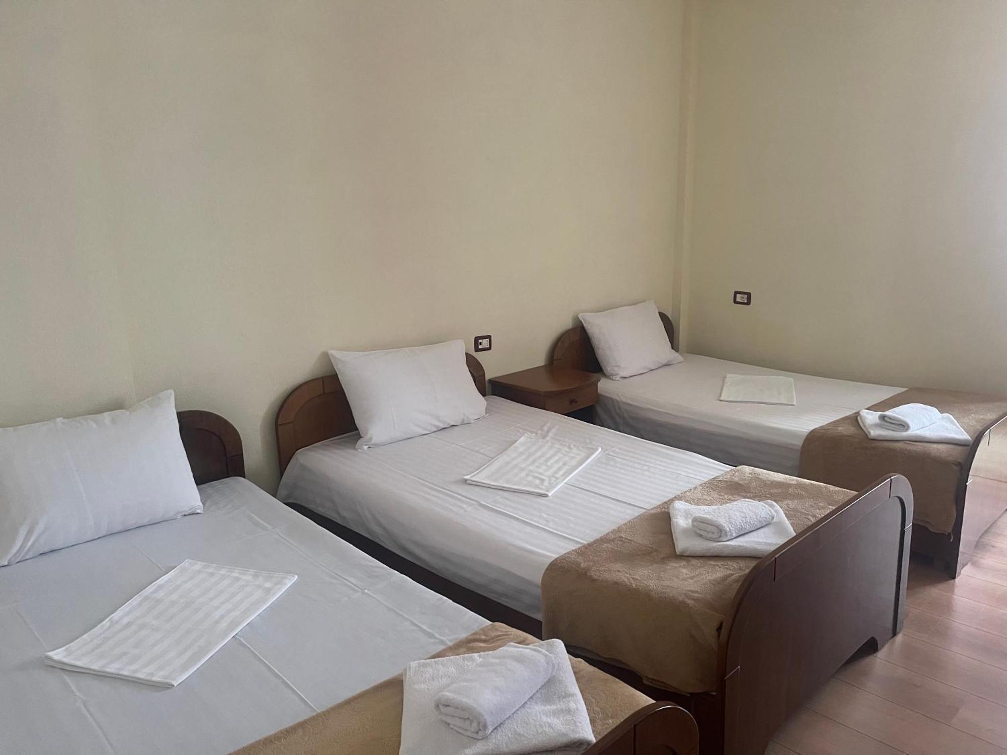 Hotel Saint Marena Pogradec Eksteriør bilde